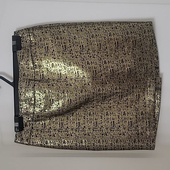 Alyx Size 4 Gold Lame over Black Back Slit Skirt, Good Used Condition - Picture 1 of 9